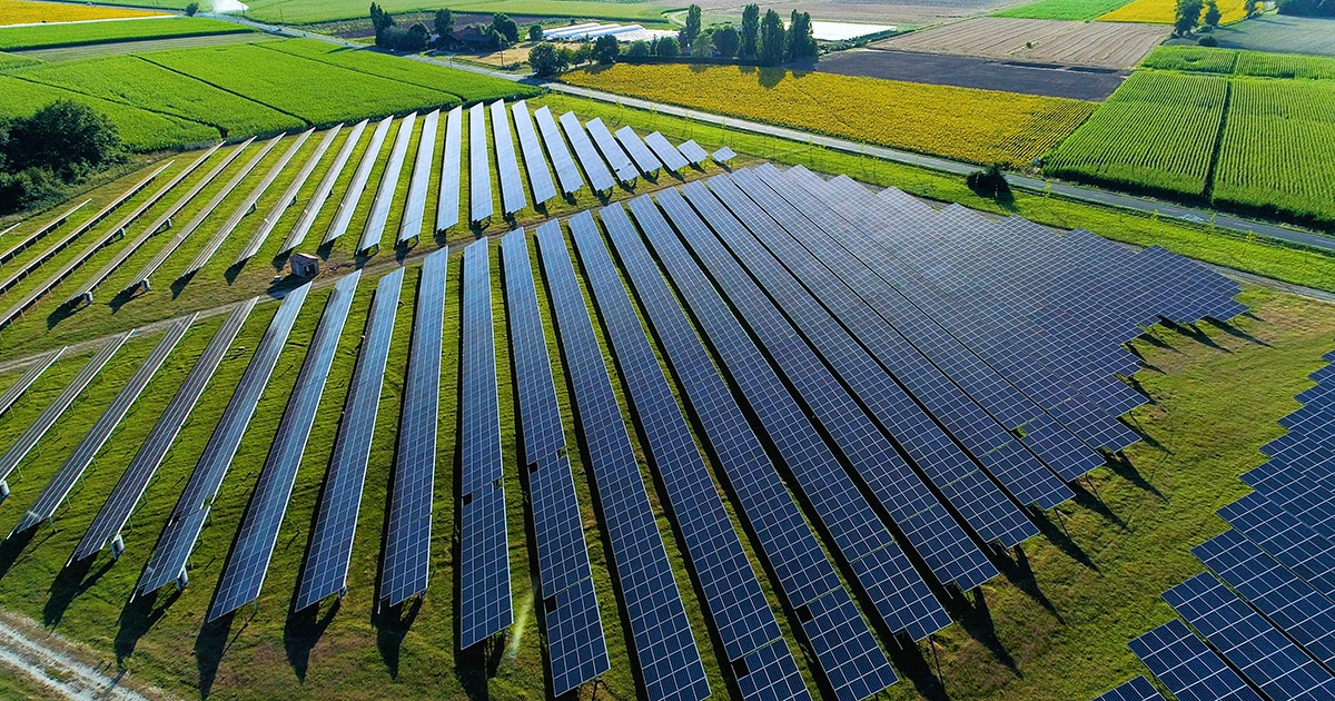 Escola Instala Painéis Solares Para Economizar Energia E Pagar Melhor Os Professores